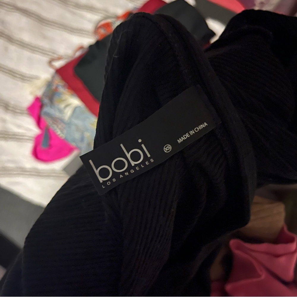 Bobi: Black Ribbed Cardigan - Picture 3 of 3